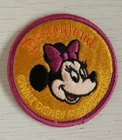 画像1: Disneyland  Minnie Mouse Patch ミニーマウス ワッペン  刺繍タイプ　 size: Ø8cm　 WALT DISNEY PRODUCTIONS