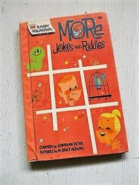 ハードカバー洋書 キッズ/絵本  Wonder Books Easy Readers "More Jokes and Riddles" (Hardcover)  COMPILED by JONATHAN PETER / PICTURES by ALBERT AQUINO (1963)