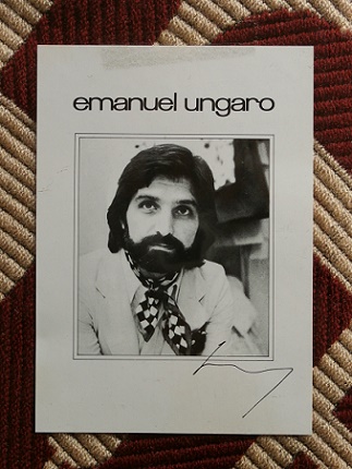 Emanuel Ungaro(エマニュエル・ウンガロ) こたつ掛 size: 180×180(cm) アクリル100％