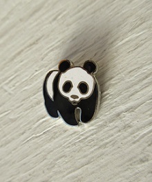 バッジ WWF 世界自然保護基金 パンダ