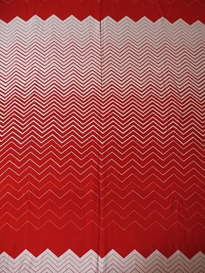 コロナール戸部 生地（ワンピース着分）グラデーション（紅白）パターン　92×300cm