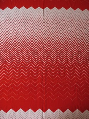 画像1: コロナール戸部  生地（ワンピース着分） グラデーション（紅白）パターン　 92×300cm