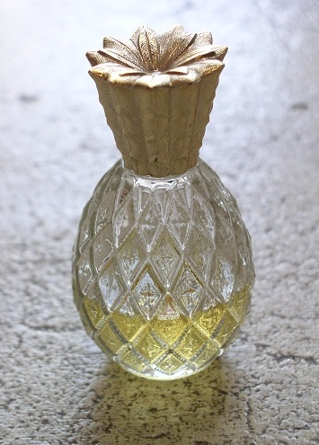 エイボン パイナップル型香水瓶 ROSES, ROSES COLOGNE 1 FL. OZ